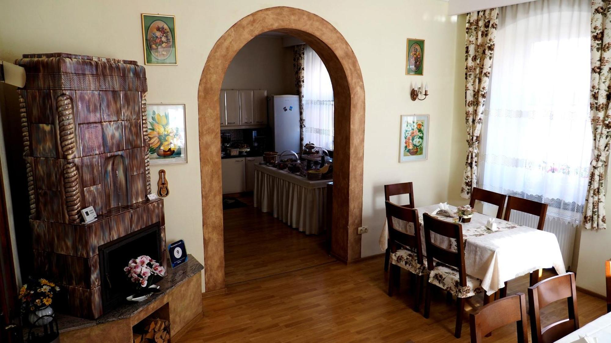Pensiunea Lucia Sfântu-Gheorghe Buitenkant foto